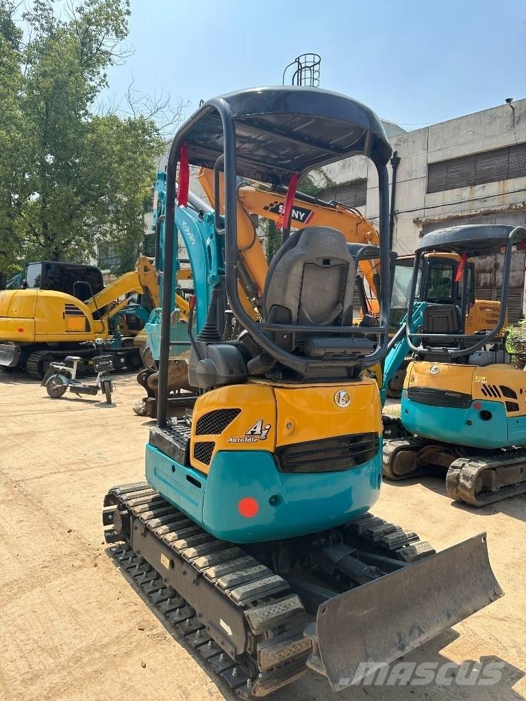Kubota U15 Pásová rýpadla