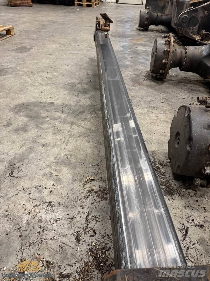 Loglift 220V Těžební jeřáby