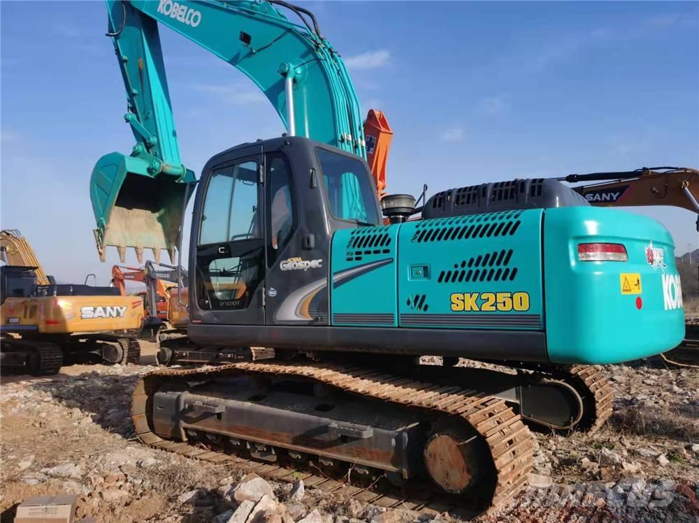 Kobelco SK250-8 Pásová rýpadla