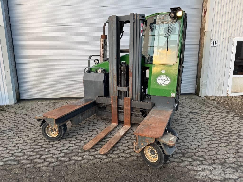 Combilift C 4000 4 cestní vysokozdvižné vozíky