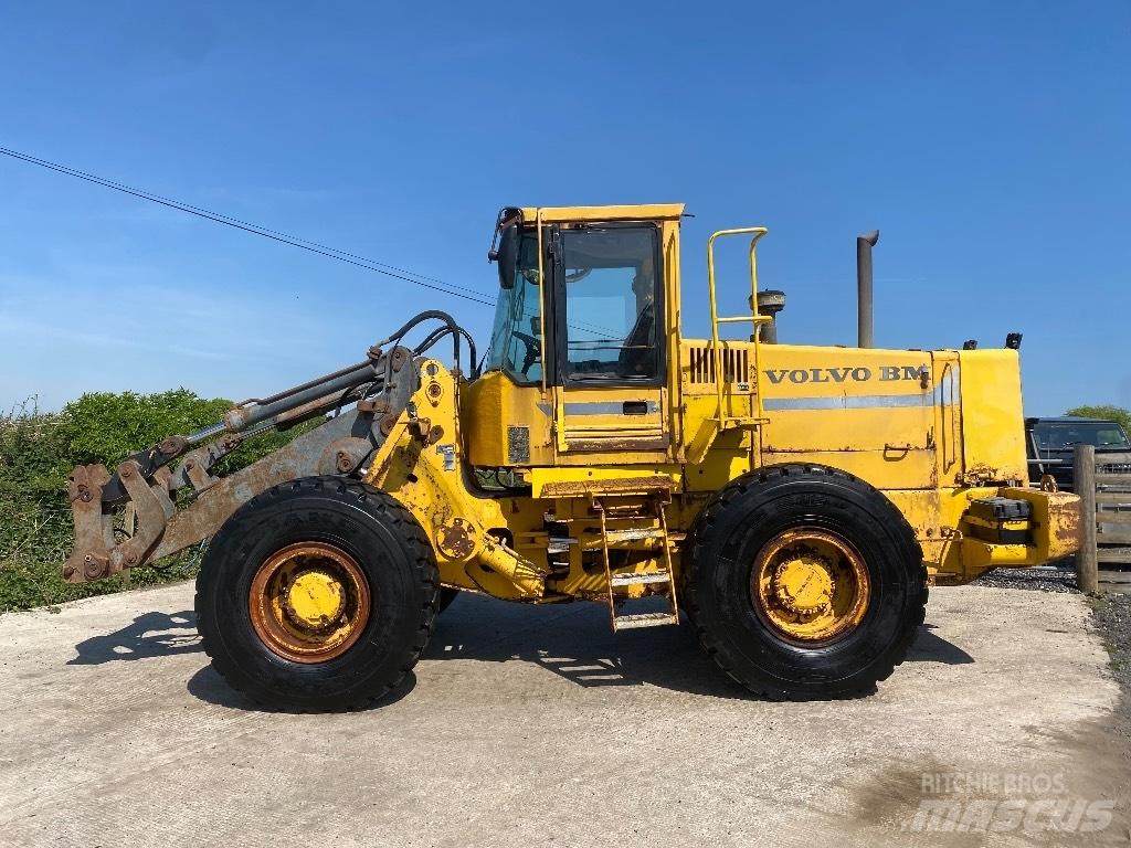 Volvo BM L 90 Kolové nakladače