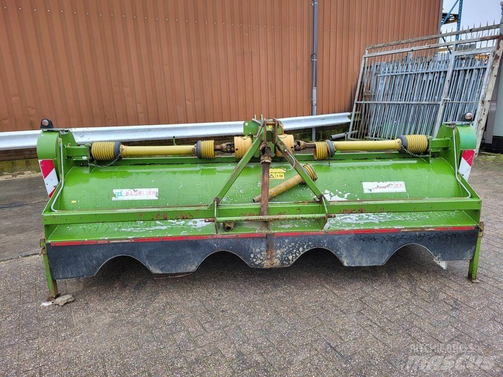 Baselier LKB 320 Osobní vozy