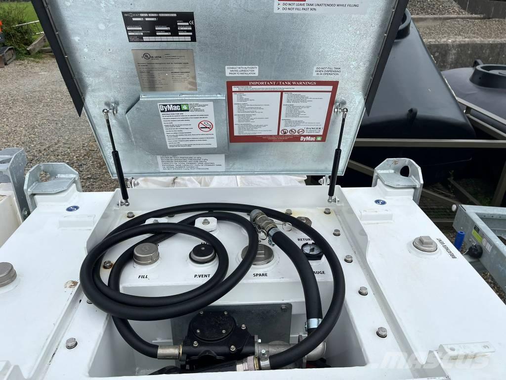  DyMac 900L FUEL CUBE Nádrže na palivo a aditiva