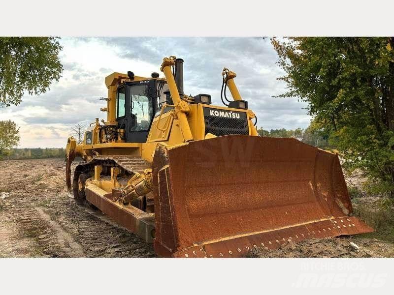 Komatsu D155AX-5 Pásové dozery