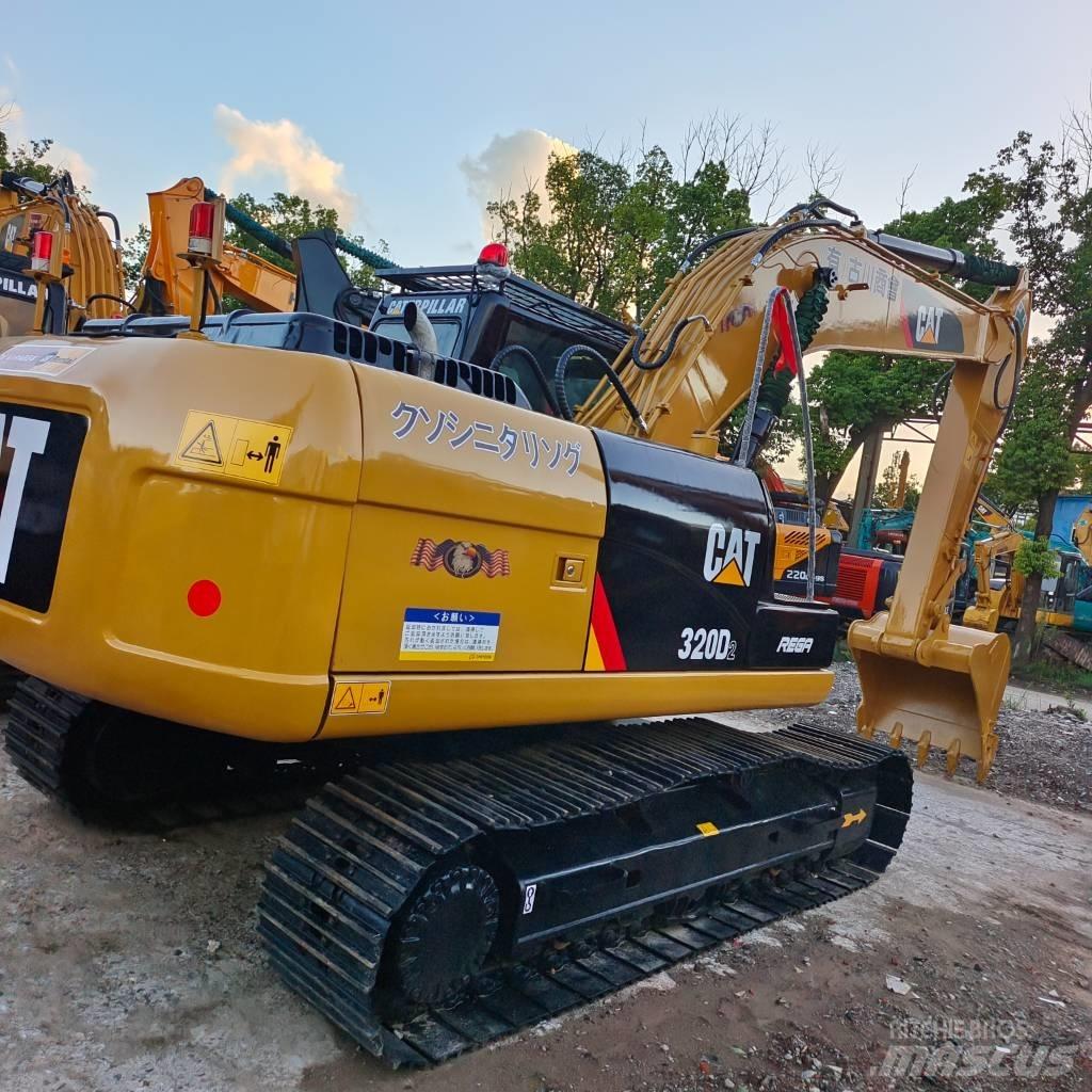 CAT 320 D Pásová rýpadla