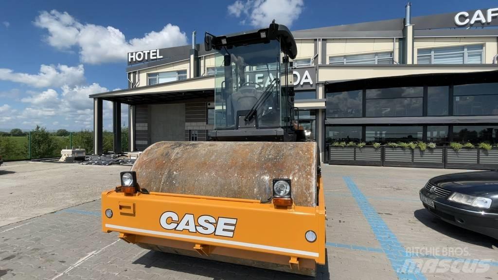CASE 1110 Tahačové válce