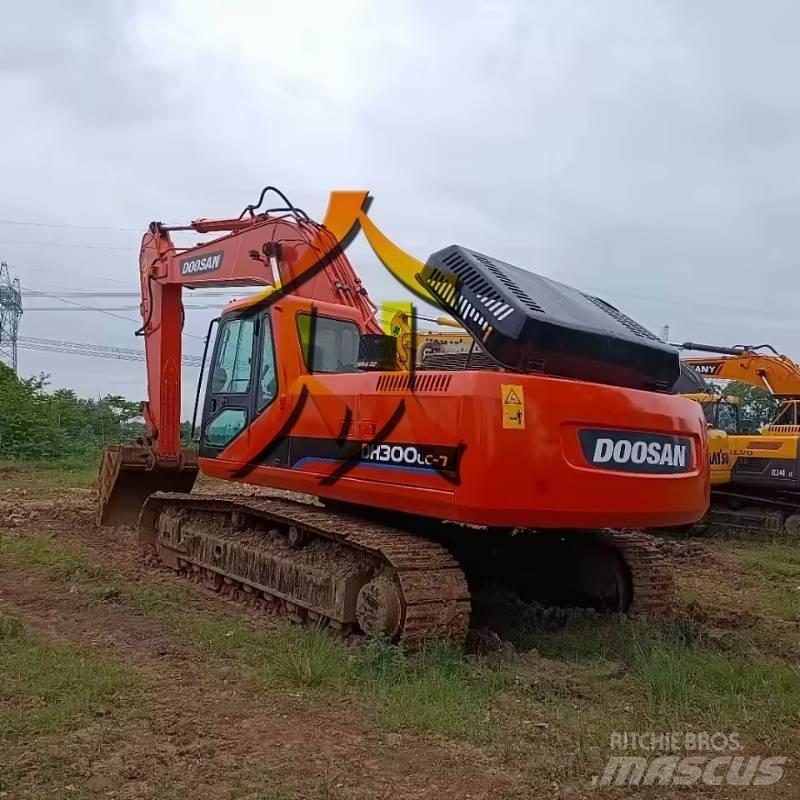 Doosan DH 300 LC-7 Pásová rýpadla