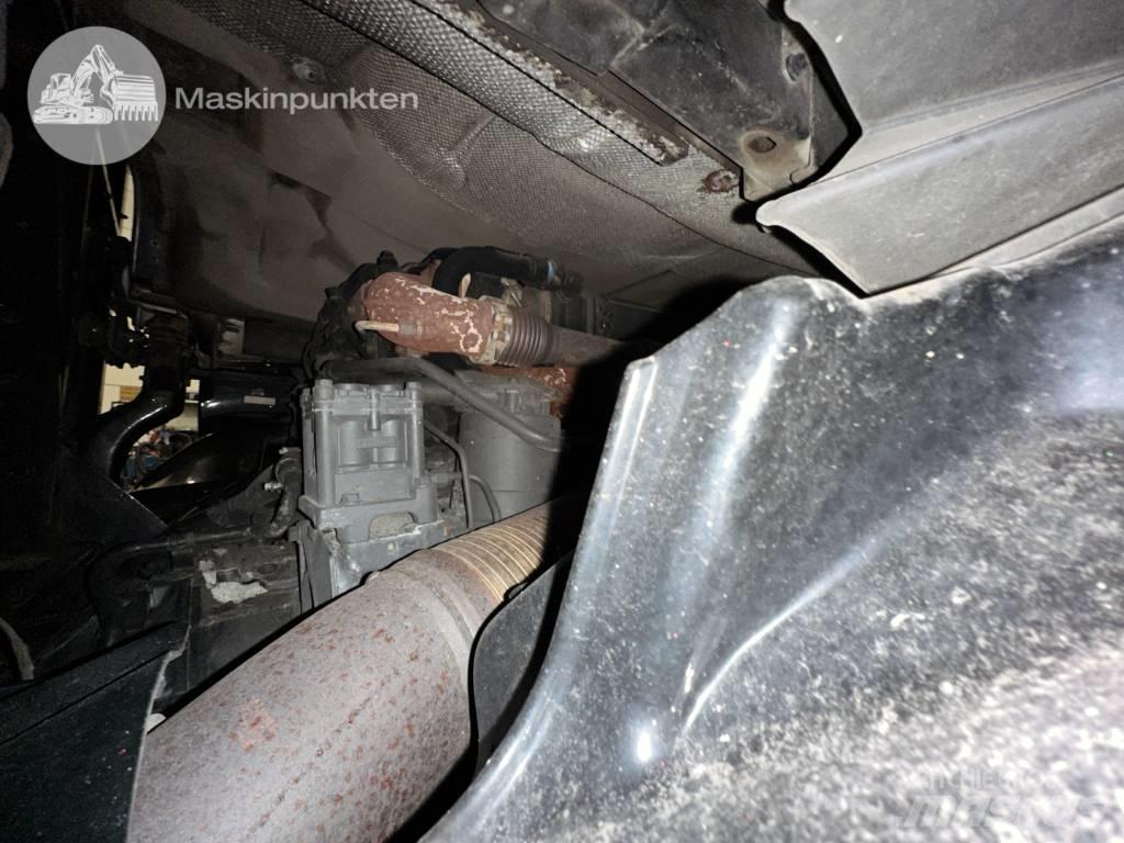 Scania R 490 LB Vozy na přepravu kmenů