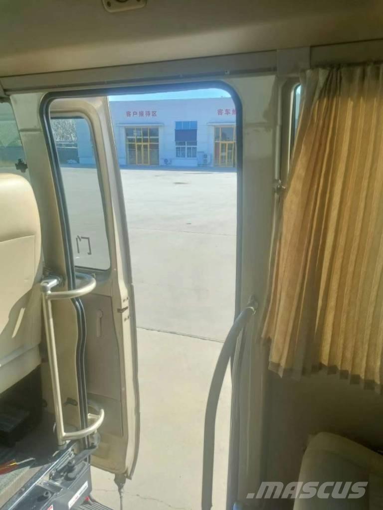 Toyota Coaster Bus Minibusy