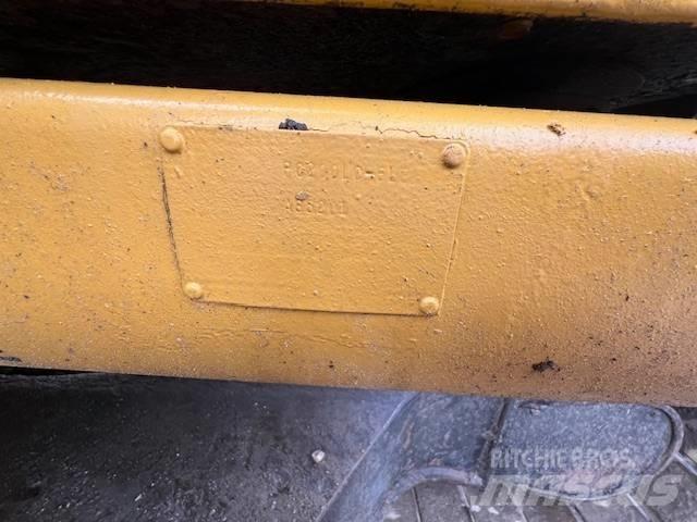 Komatsu PC 200 LC-6L Pásová rýpadla