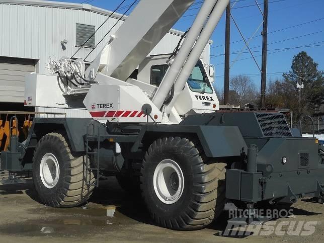 Terex RT 160 Jeřáby pro těžký terén