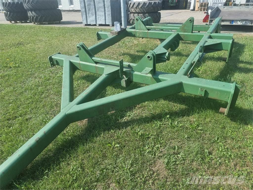 John Deere 750 A Mechanické secí stroje