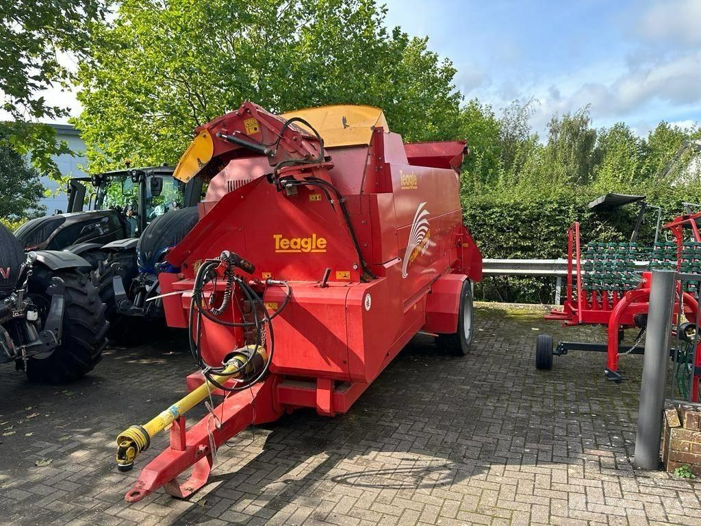 TEAGLE TOMAHAWK 1010 Drtiče a řezače balíků