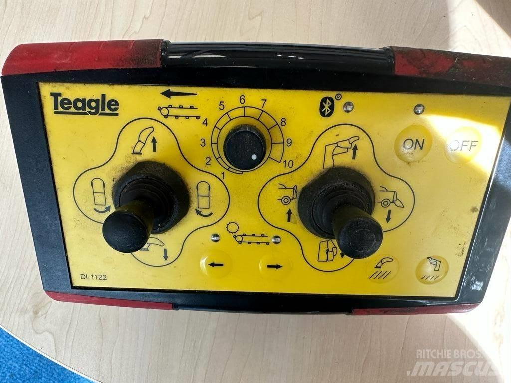 TEAGLE TOMAHAWK 1010 Drtiče a řezače balíků