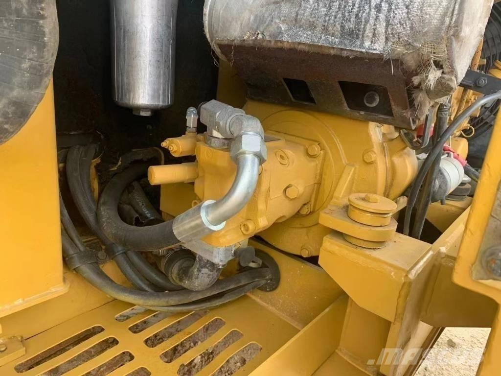 CAT 305.5 E CR Pásová rýpadla