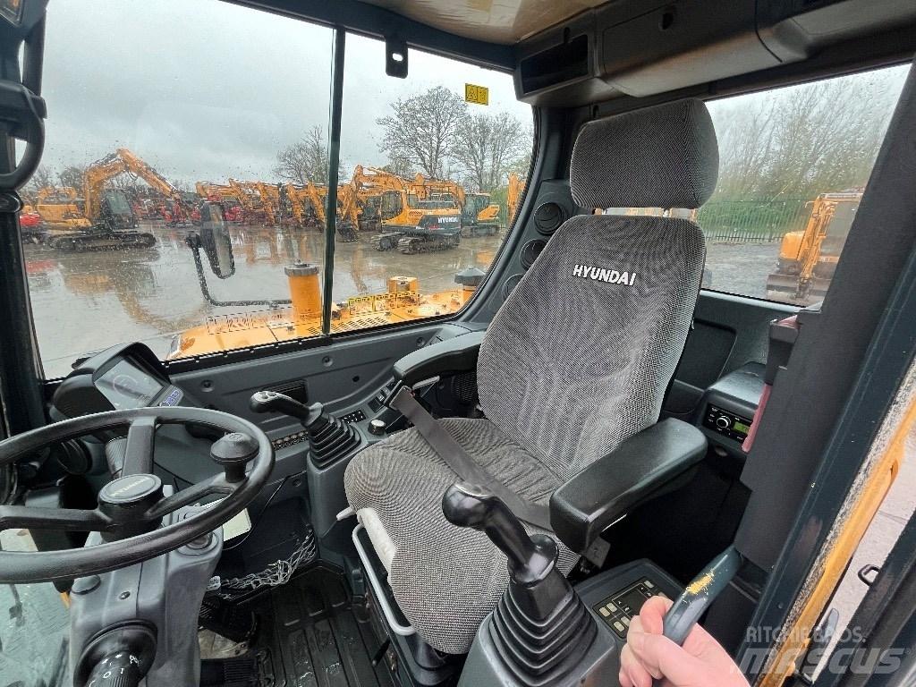 Hyundai R55W-9A Kolová rýpadla
