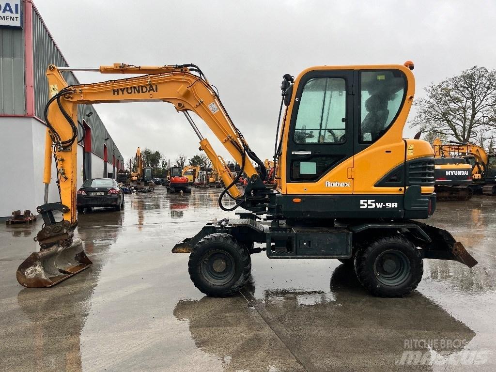 Hyundai R55W-9A Kolová rýpadla