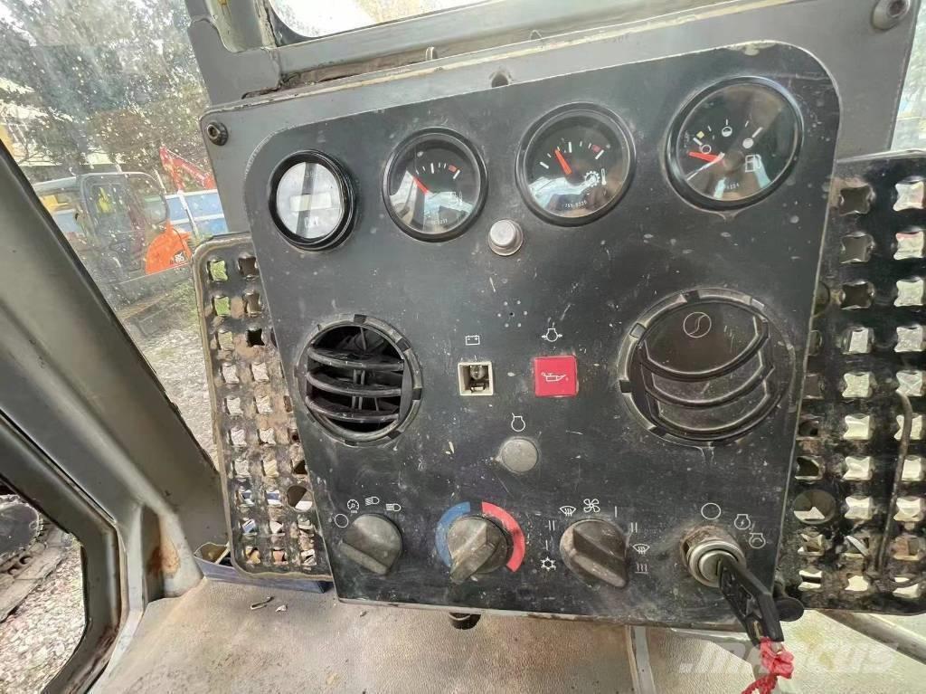 CAT D6G2 XL Pásové dozery