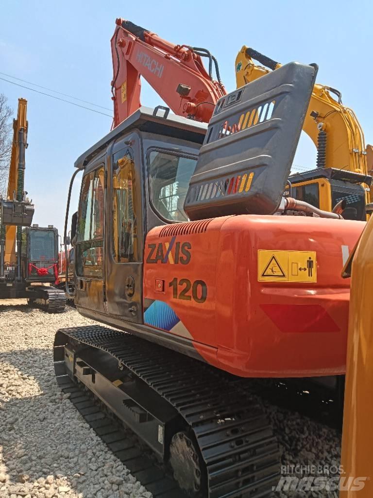 Hitachi ZX 120 Midi rýpadla 7t - 12t
