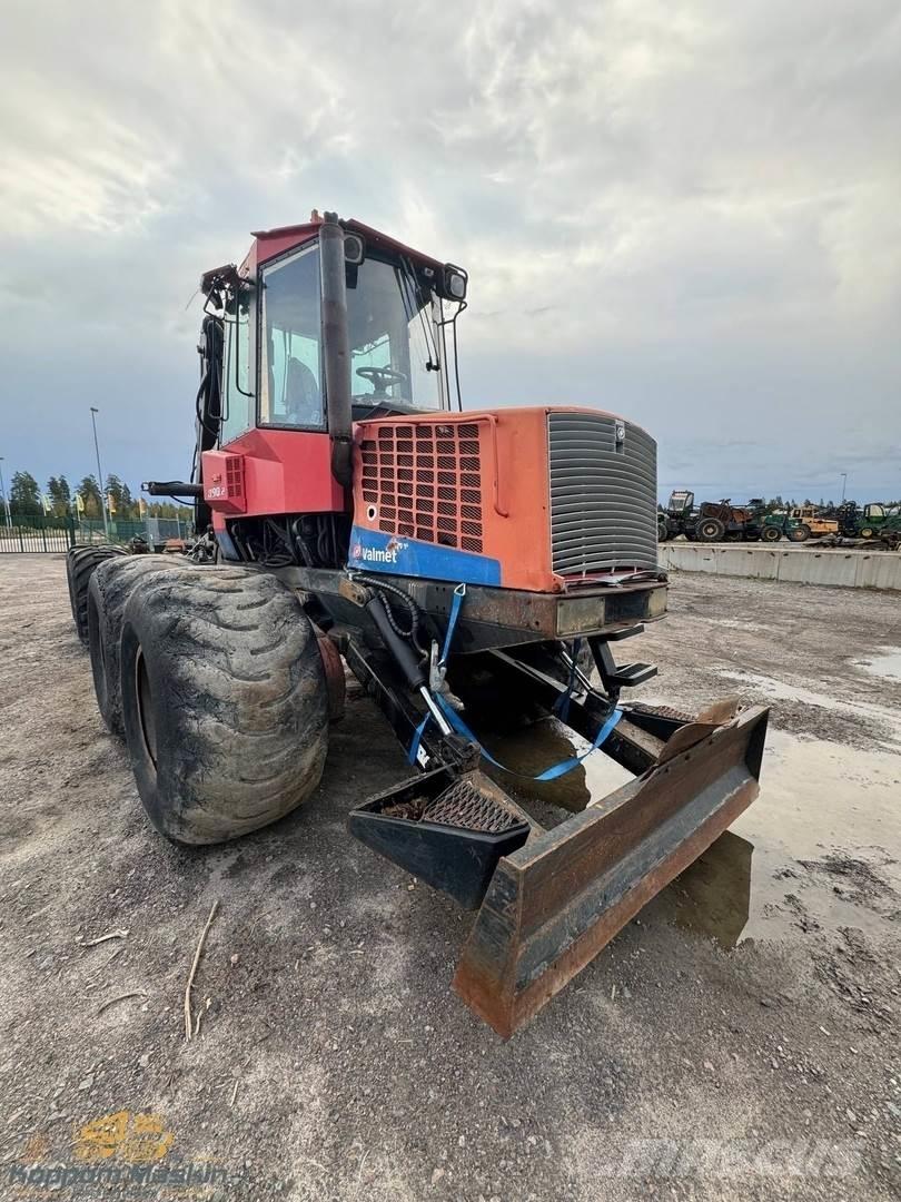 Valmet 890.2 Vyvážecí traktory
