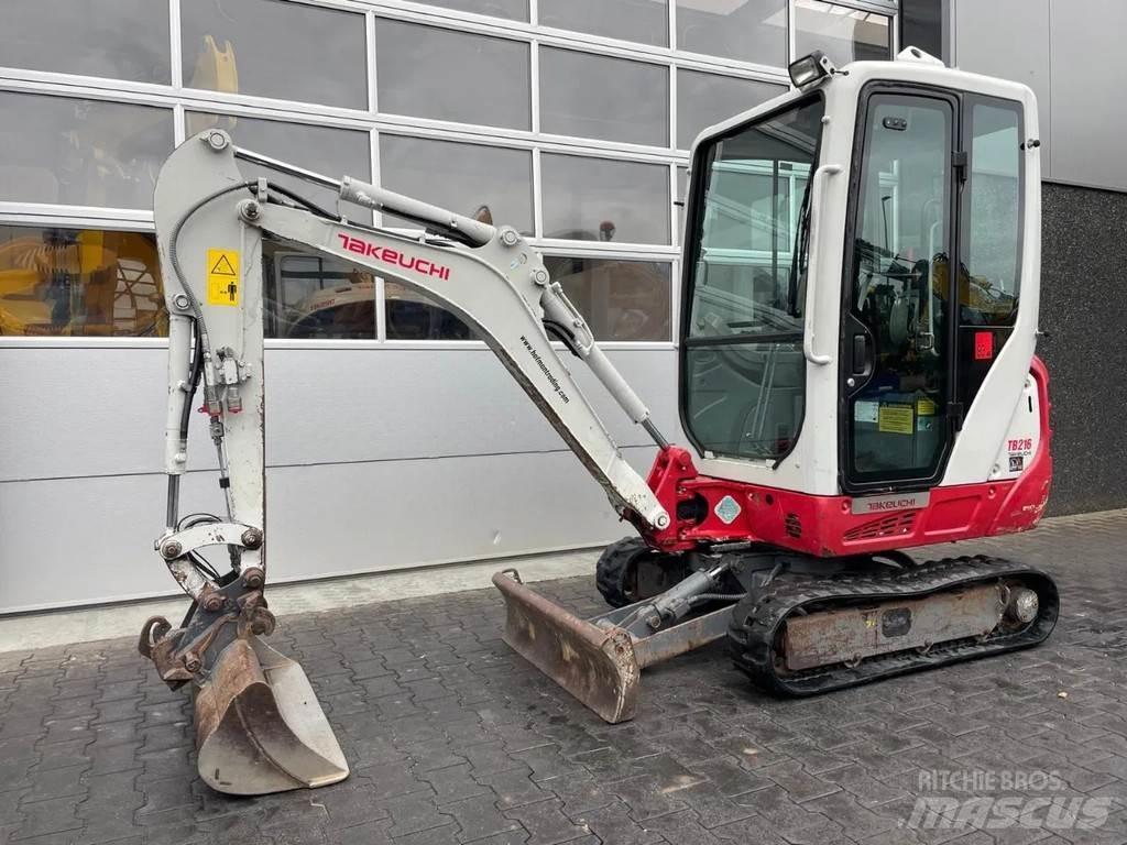 Takeuchi TB216 Mini rýpadla < 7t
