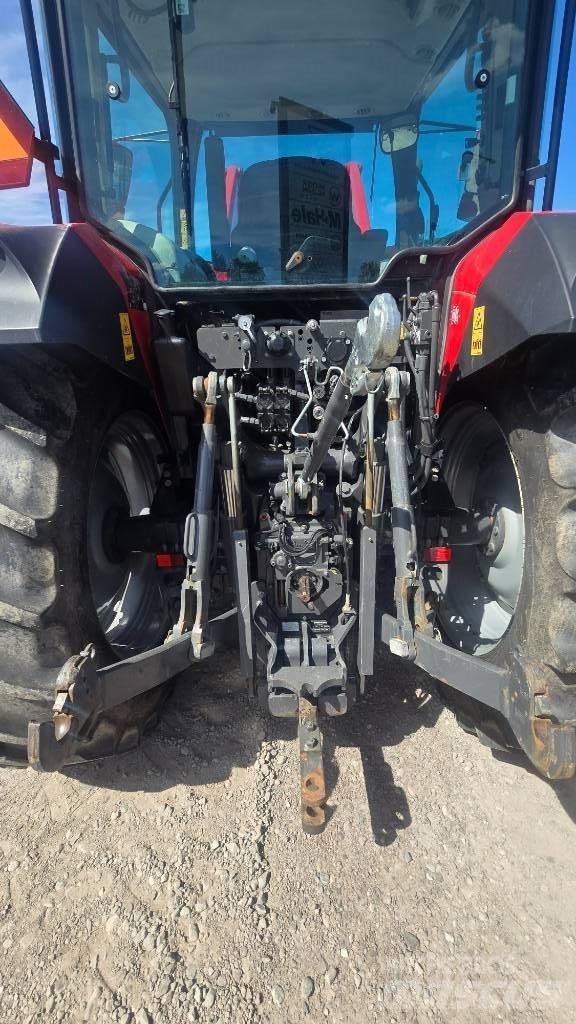 Massey Ferguson 5710 Traktory