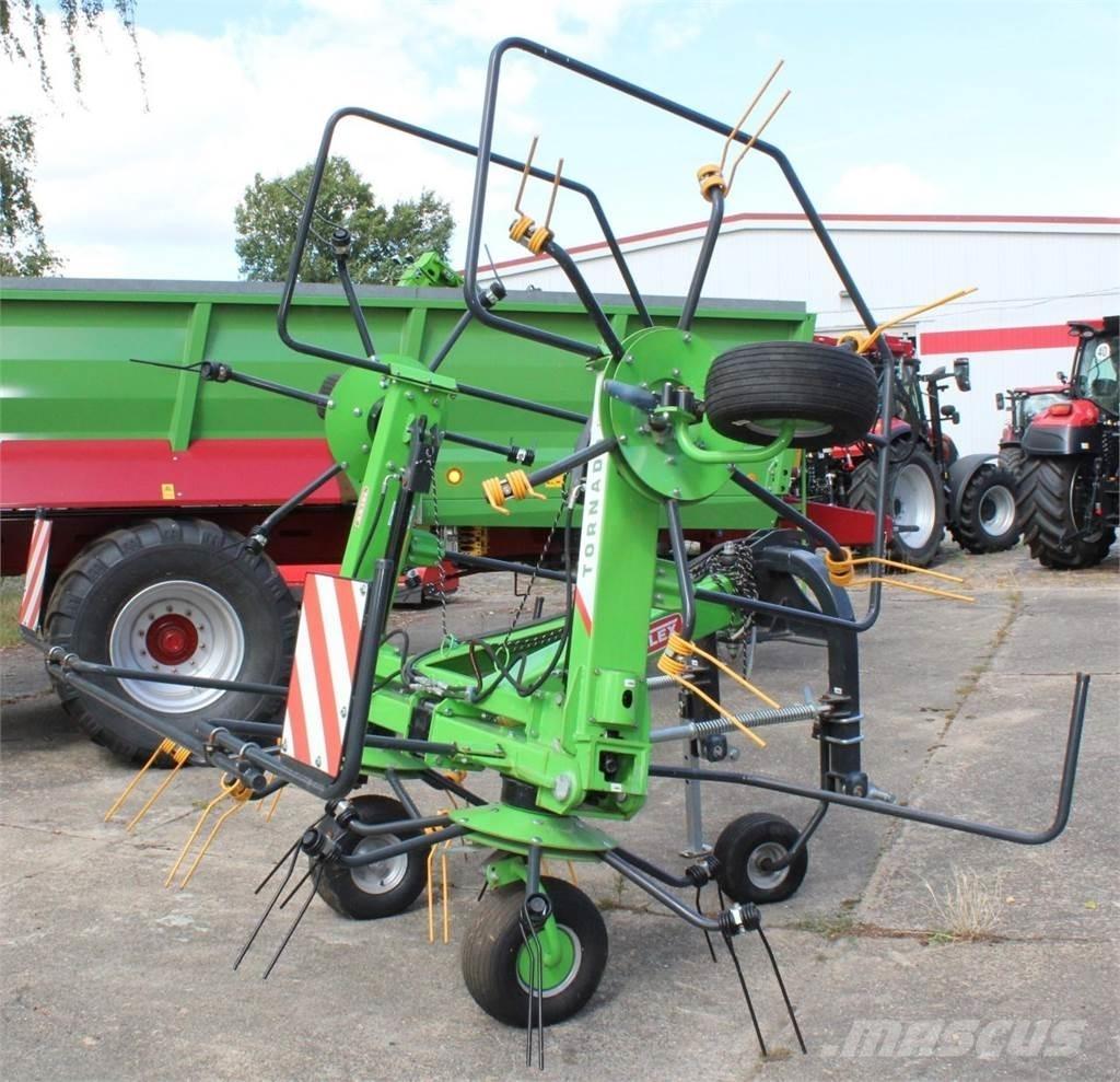 Talex Tornado 550 Obraceče a shrabovače sena
