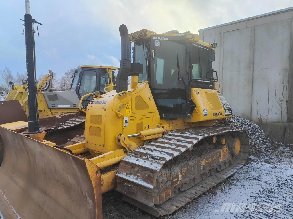 Komatsu D 51 PX-24 Pásové dozery