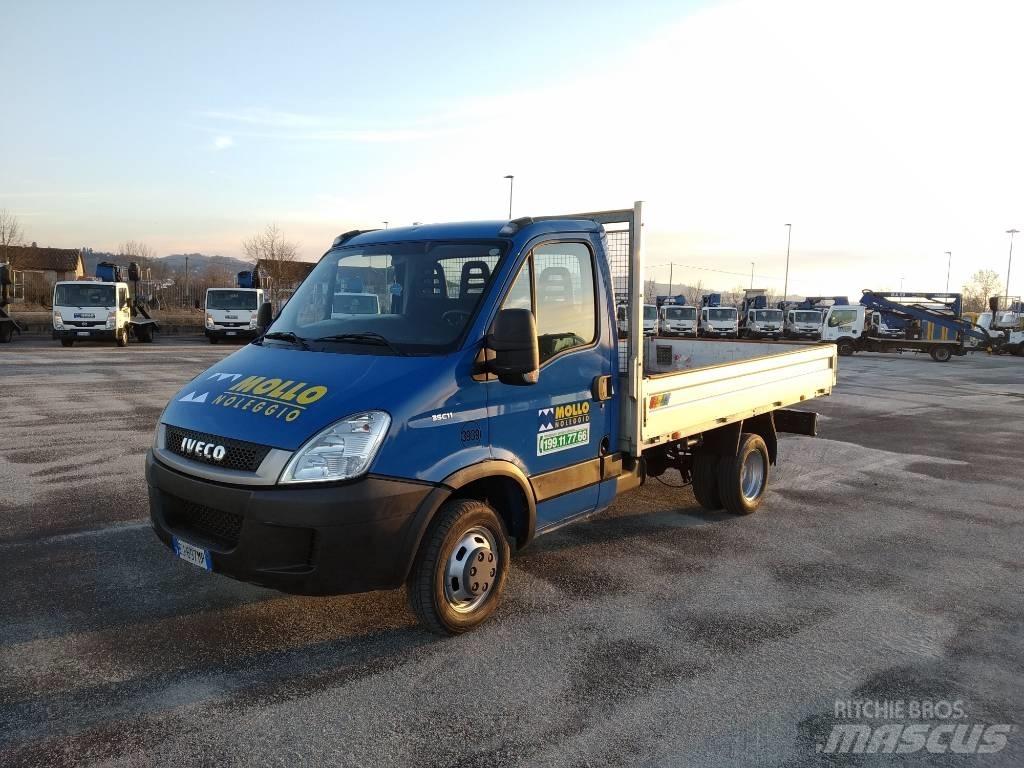 Iveco Daily 35 C 11 Skříňová nástavba