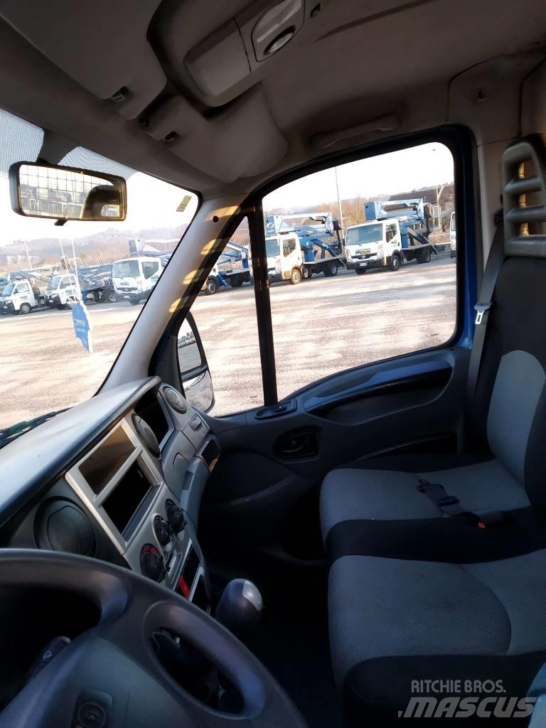 Iveco Daily 35 C 11 Skříňová nástavba