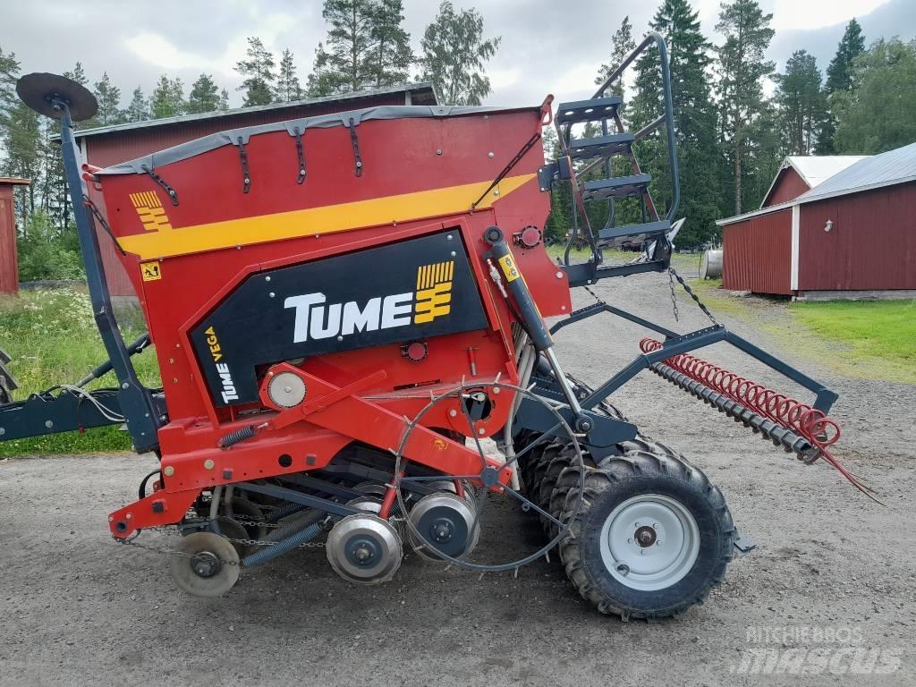 Tume Vega 3000 Kombinované secí stroje