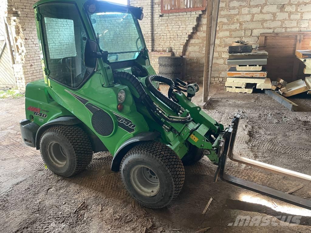 Avant 640 Kolové nakladače