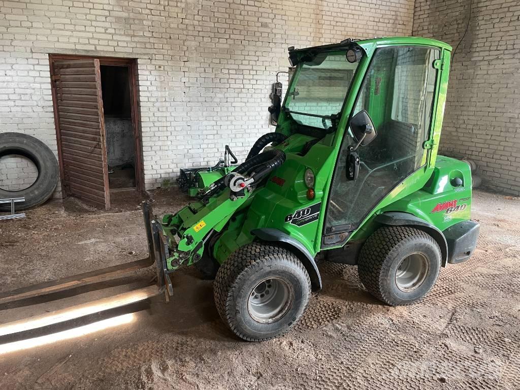 Avant 640 Kolové nakladače