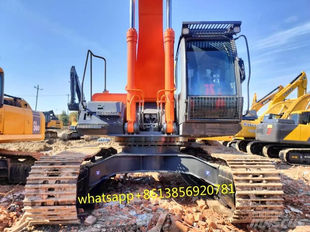 Hitachi ZX 350 Pásová rýpadla
