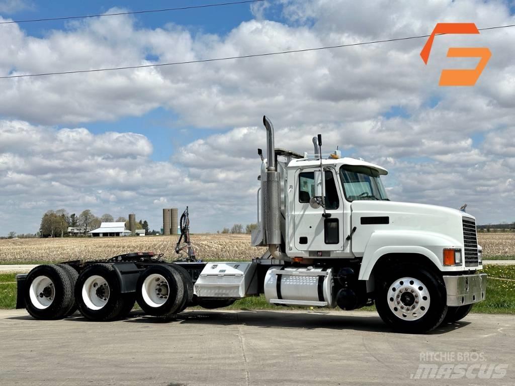Mack CH 613 Tahače