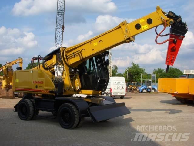 Gradall XL 4300 Kolová rýpadla