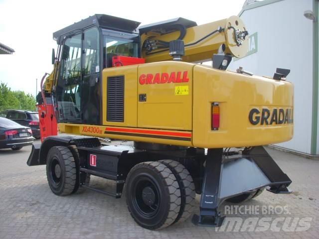 Gradall XL 4300 Kolová rýpadla