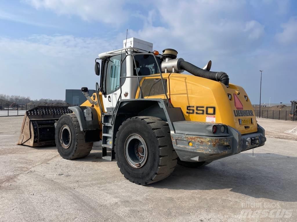 Liebherr 550 CDC + BSS Kolové nakladače