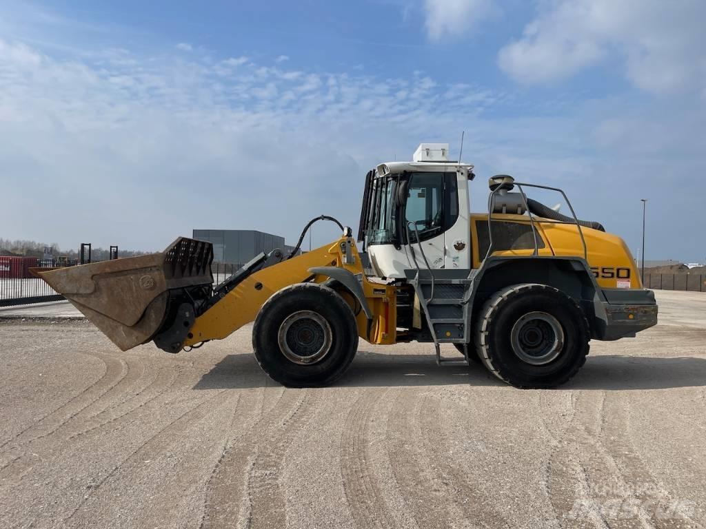Liebherr 550 CDC + BSS Kolové nakladače