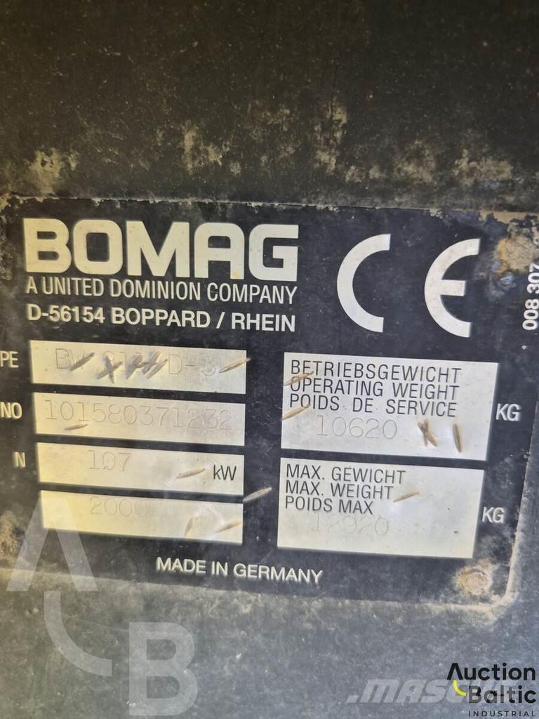Bomag BW 211 D Tahačové válce