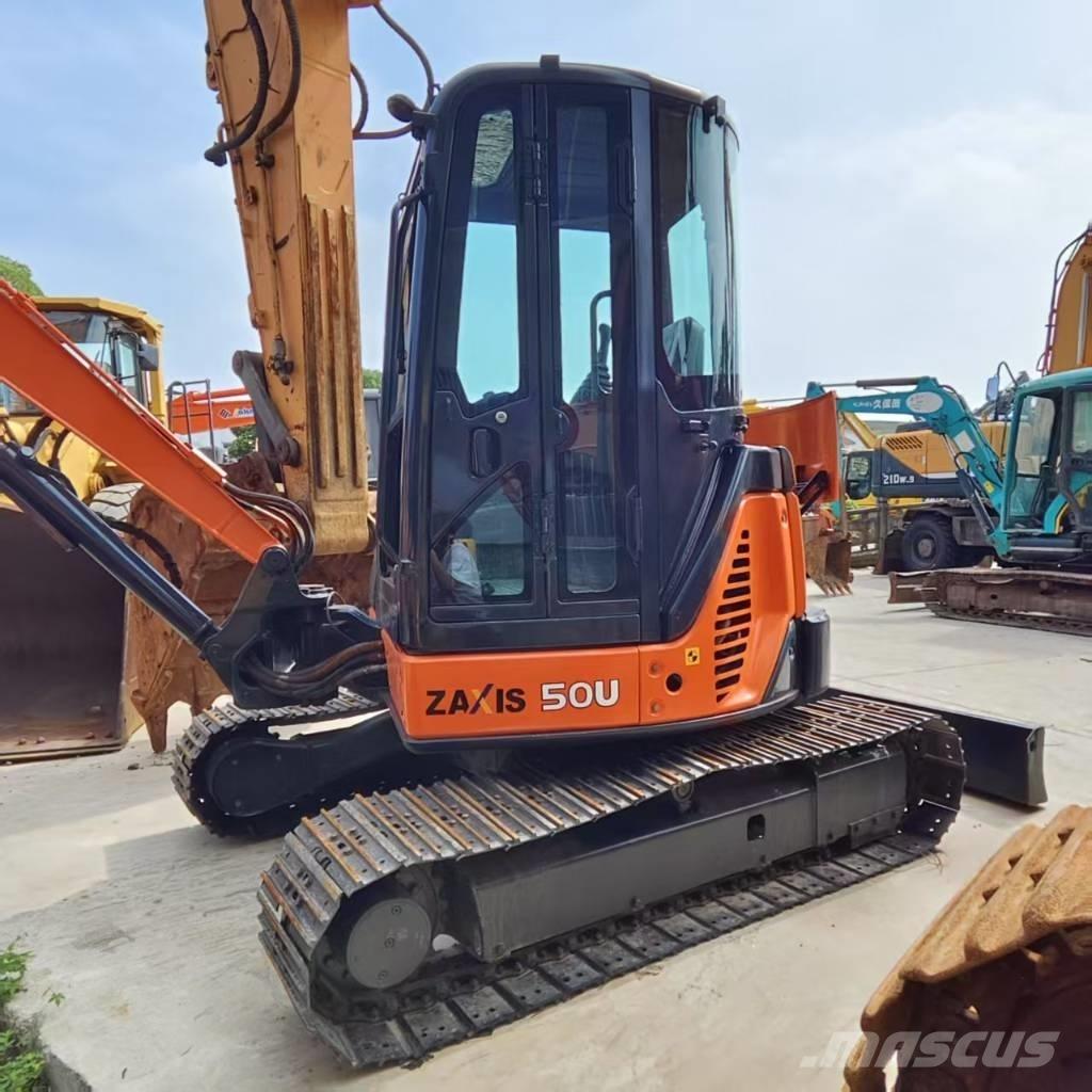 Hitachi ZX 50 U Mini rýpadla < 7t