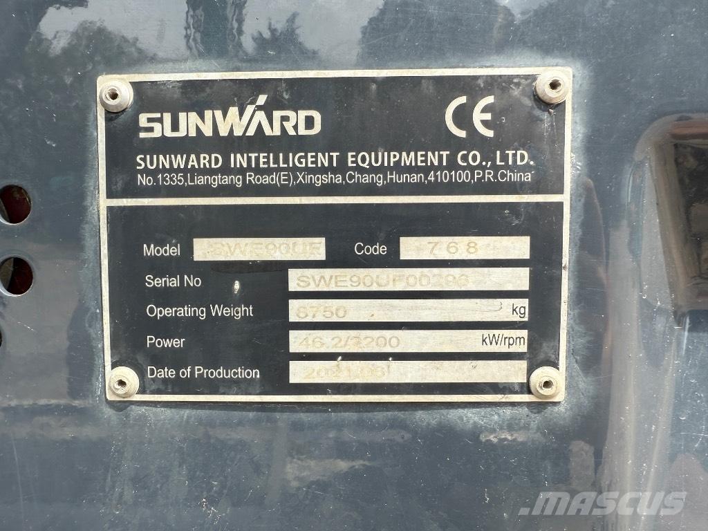 Sunward SWE 90 Midi rýpadla 7t - 12t