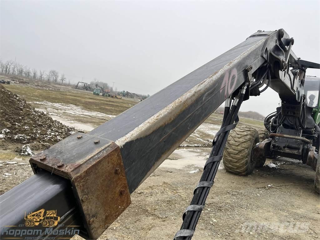 John Deere CH811 Těžební jeřáby