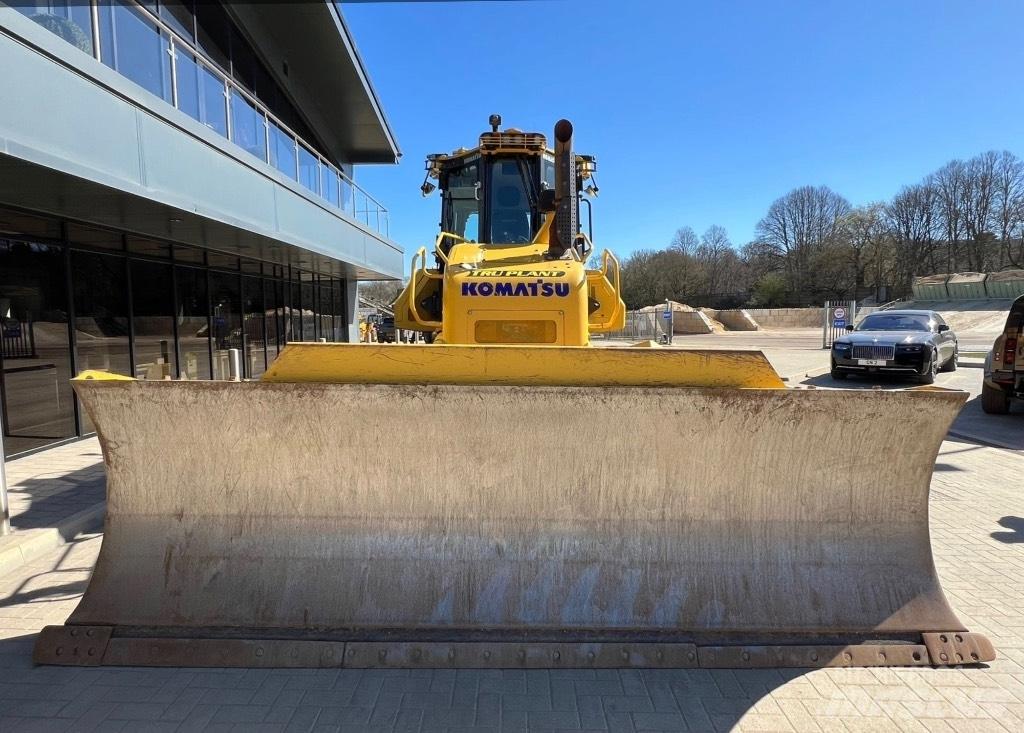 Komatsu D 71P Xi Pásové dozery