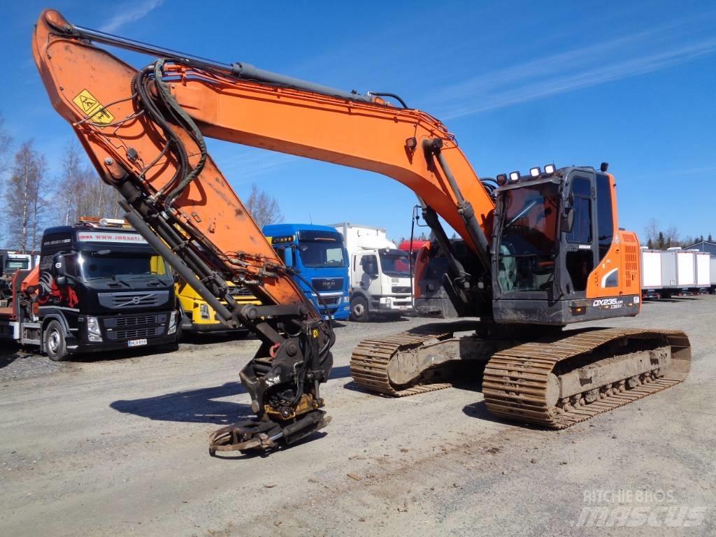 Doosan 235 LCR Pásová rýpadla