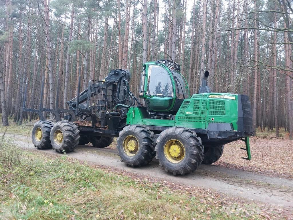 John Deere 1910 G Vyvážecí traktory