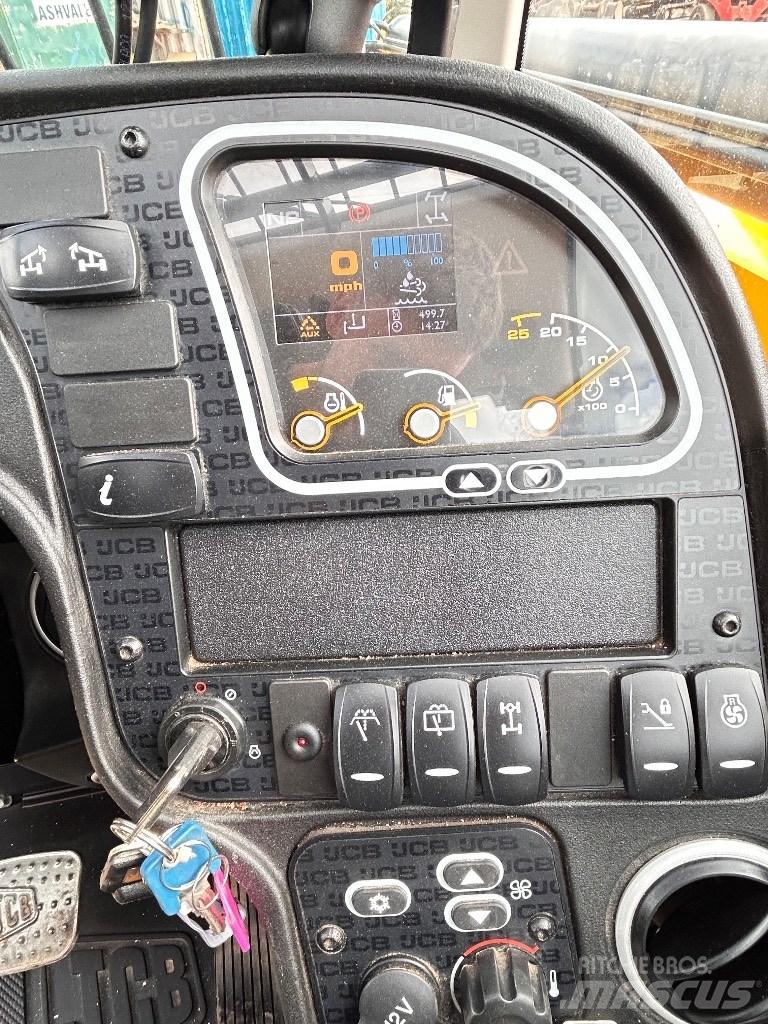 JCB 540-140 Teleskopické manipulátory
