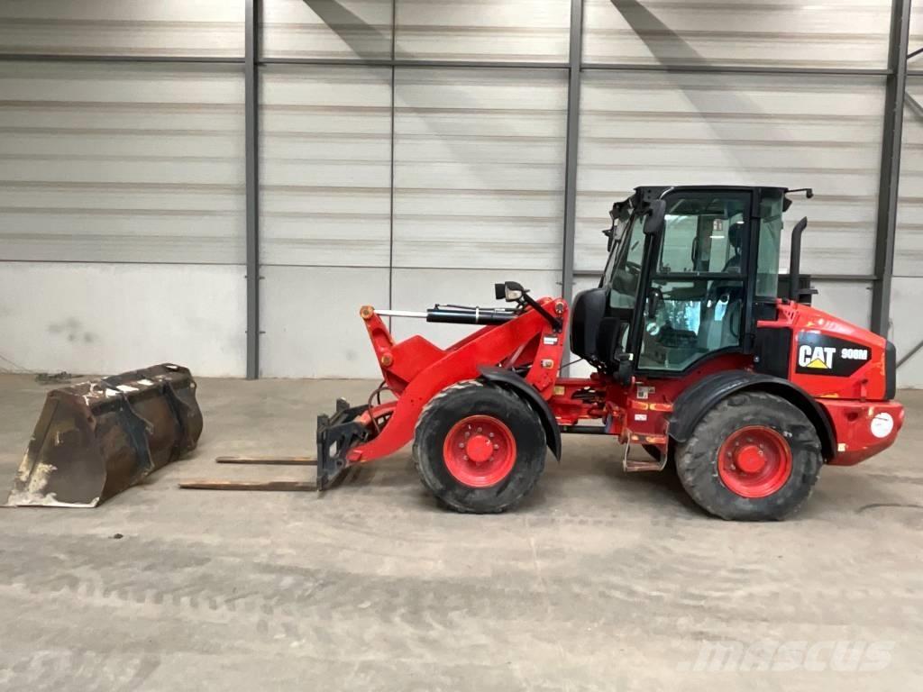 CAT 908 M Kolové nakladače