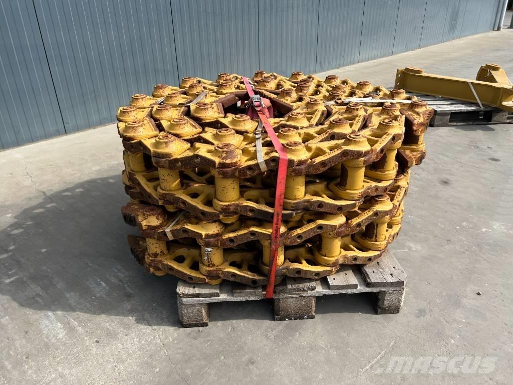 CAT D6H / D6R / D6T Pásy, řetězy a podvozek