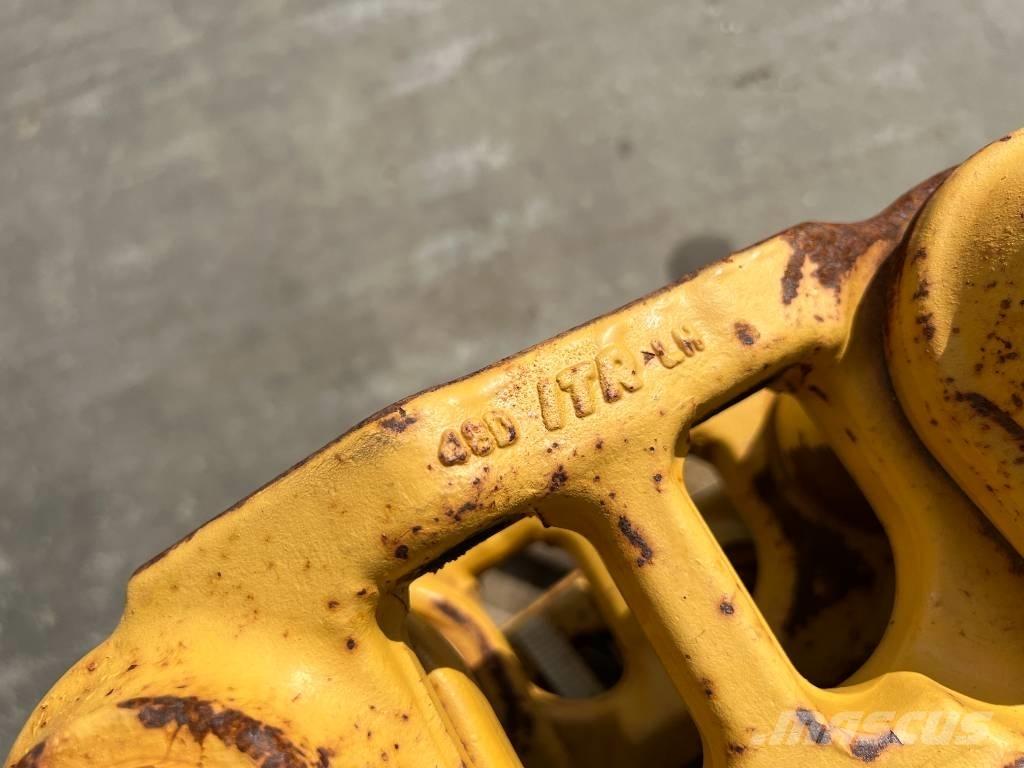 CAT D6H / D6R / D6T Pásy, řetězy a podvozek